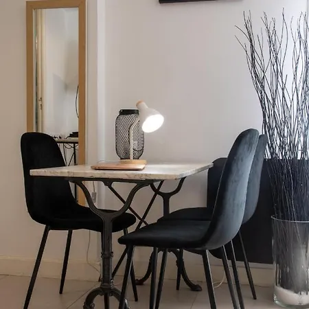 Daire Le Cosy 3 Min De La Gare A Pieds Parking Gratuit Ventilateur